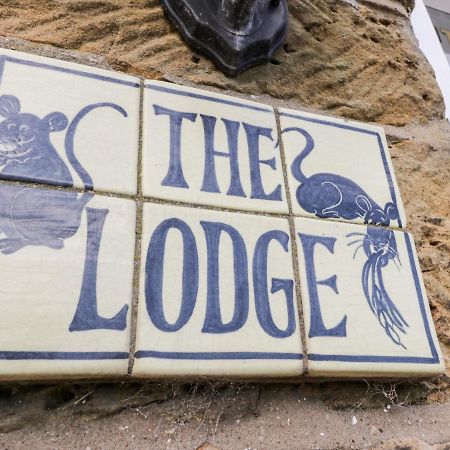 The Lodge Whitby Exteriér fotografie